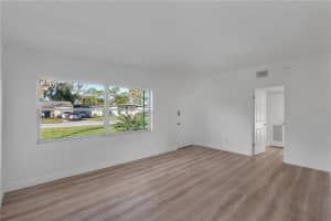 833 PINEDALE AVENUE, ORLANDO, FL 32808 - MLS#MFROM716816