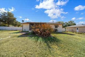 415 FIRST DRIVE, LADY LAKE, FL 32159 - MLS#MFROM717158