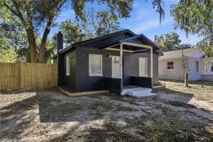 1948 Nw 1st St, OCALA
