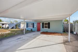 640 59TH ST S, ST PETERSBURG, FL 33707 - MLS#MFROM717895