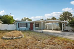 640 59TH ST S, ST PETERSBURG, FL 33707 - MLS#MFROM717895