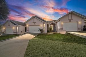 6818 E Queensbury Ln, INVERNESS