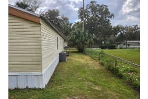 2122 CR 426, LAKE PANASOFFKEE, FL 33538 - MLS#MFROM718267