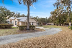 11831 SW HIGHWAY 484, DUNNELLON, FL 34432 - MLS#MFROM719707