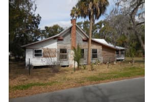 304 Ne 2nd St, TRENTON