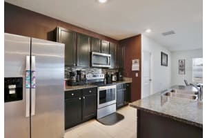 348 HICKORY COURSE RADIAL, OCALA, FL 34472 - MLS#MFROM719849