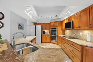 65 LEAFLAND POINT, LECANTO, FL 34461 - MLS#MFROM720235