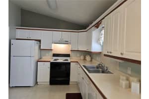 34340 OAK AVENUE, LEESBURG, FL 34788 - MLS#MFROM720476