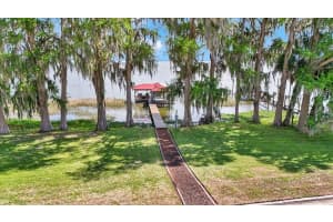 405 LAKESHORE DRIVE, LEESBURG, FL 34748 - MLS#MFROM721071