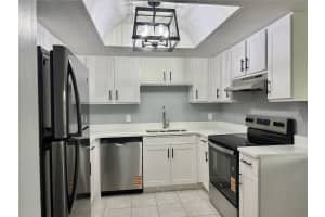 556 FAIRWAYS CIRCLE, OCALA, FL 34472 - MLS#MFROM721192