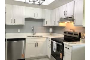 556 FAIRWAYS CIRCLE, OCALA, FL 34472 - MLS#MFROM721192