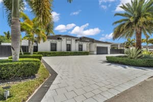 21301 132ND COURT, MIAMI, FL 33177 - MLS#MFROM721509