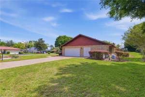 9704 WEDGEWOOD LANE, LEESBURG, FL 34788 - MLS#MFROM721838