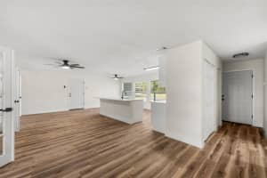 1925 42ND AVENUE, GAINESVILLE, FL 32608 - MLS#MFROM721881