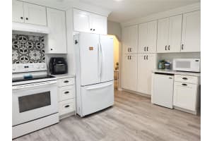 24595 NE HIGHWAY 315, FORT MC COY, FL 32134 - MLS#MFROM722630