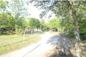 591 FISHER ROAD, OCKLAWAHA, FL 32179 - MLS#MFROM722975