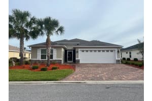 4986 Belted Kingfisher Dr, OXFORD