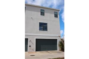 2506 JACQUELINE SUGLIO ALLEY, ORLANDO, FL 32828 - MLS#MFROM723081