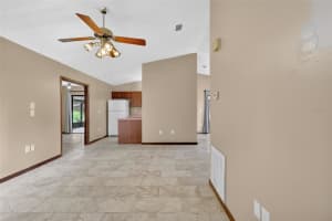 40248 ORANGE CIRCLE, LADY LAKE, FL 32159 - MLS#MFROM723201