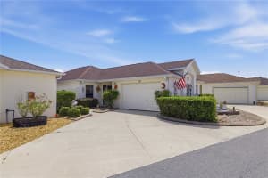 511 ALAMEDA AVENUE, LADY LAKE, FL 32159 - MLS#MFROM723281