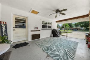 1207 ORANGE AVENUE, TAVARES, FL 32778 - MLS#MFROM723582