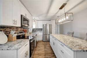 242 176TH AVENUE, REDINGTON SHORES, FL 33708 - MLS#MFROM723809