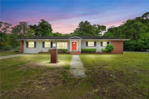 1910 Nw 14th St, OCALA