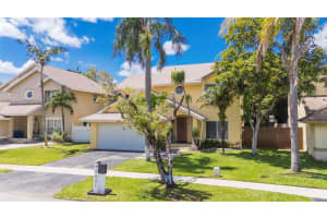 9601 9TH COURT, PEMBROKE PINES, FL 33025 - MLS#MFROM724144