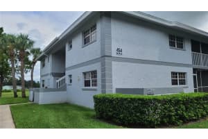 454 Fairways Cir #b102, OCALA