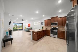 7794 84TH LOOP, OCALA, FL 34476 - MLS#MFROM724741