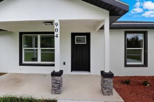 19857 FLAMINGO DRIVE, DUNNELLON, FL 34431 - MLS#MFROM724786