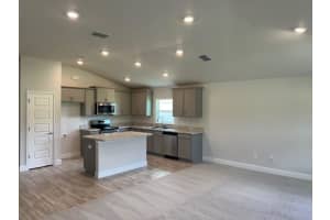 2194 23RD LOOP, OCALA, FL 34475 - MLS#MFROM725389