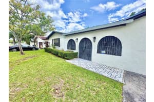 10774 175TH TERRACE, MIAMI, FL 33157 - MLS#MFROM725630