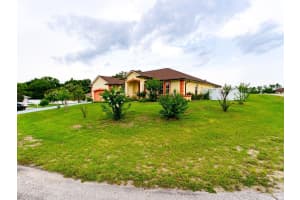 8601 136TH STREET, OCALA, FL 34473 - MLS#MFROM725908
