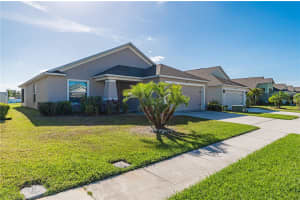 8256 CAMPBELL CROSSING CIRCLE, LAKELAND, FL 33810 - MLS#MFROM726489