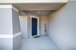 8256 CAMPBELL CROSSING CIRCLE, LAKELAND, FL 33810 - MLS#MFROM726489