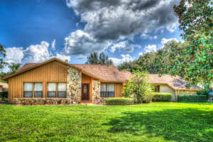 1102 Cypress Point W, Winter Haven, FL 33884, Sold 03/27/15