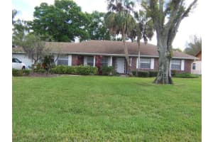 1104 Cypress Point W, Winter Haven, FL 33884, Sold 06/09/15