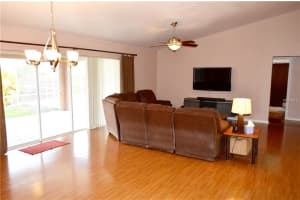 203 Thomas Ct, Winter Haven, FL 33880, Sold 09/01/16