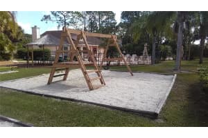 2002 Royal Bay Blvd, Kissimmee, FL 34746, Sold 01/30/17