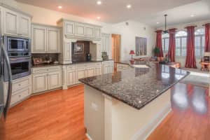 203 McLean Point, Winter Haven, FL 33884, Sold 03/17/17