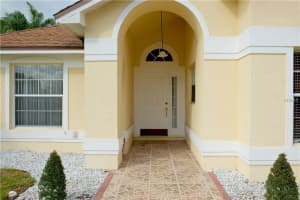 100 Via Del Sol Dr, Davenport, FL 33896, Sold 03/22/17