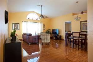 100 Via Del Sol Dr, Davenport, FL 33896, Sold 03/22/17