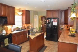 229 Santa Rosa Dr, Winter Haven, FL 33884, Sold 02/23/18
