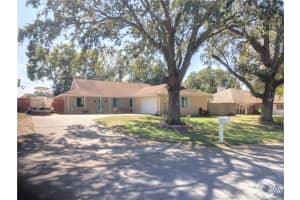 1195 Kinsmen Dr, Auburndale, FL 33823, Sold 04/19/17