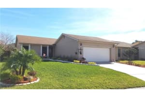 3969 Cypress Landing E, Winter Haven, FL 33884, Sold 04/26/17