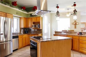 1573 Banbury Loop S, Lakeland, FL 33809, Sold 04/28/17