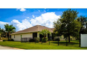 1907 Eloise Cove Dr, Winter Haven, FL 33884, Sold 10/27/17