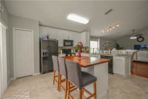172 Whispering Pines Way, Davenport, FL 33837, Sold 06/29/17