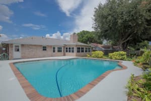 2125 Edgewater Cir SE, Winter Haven, FL 33880, Sold 07/28/17